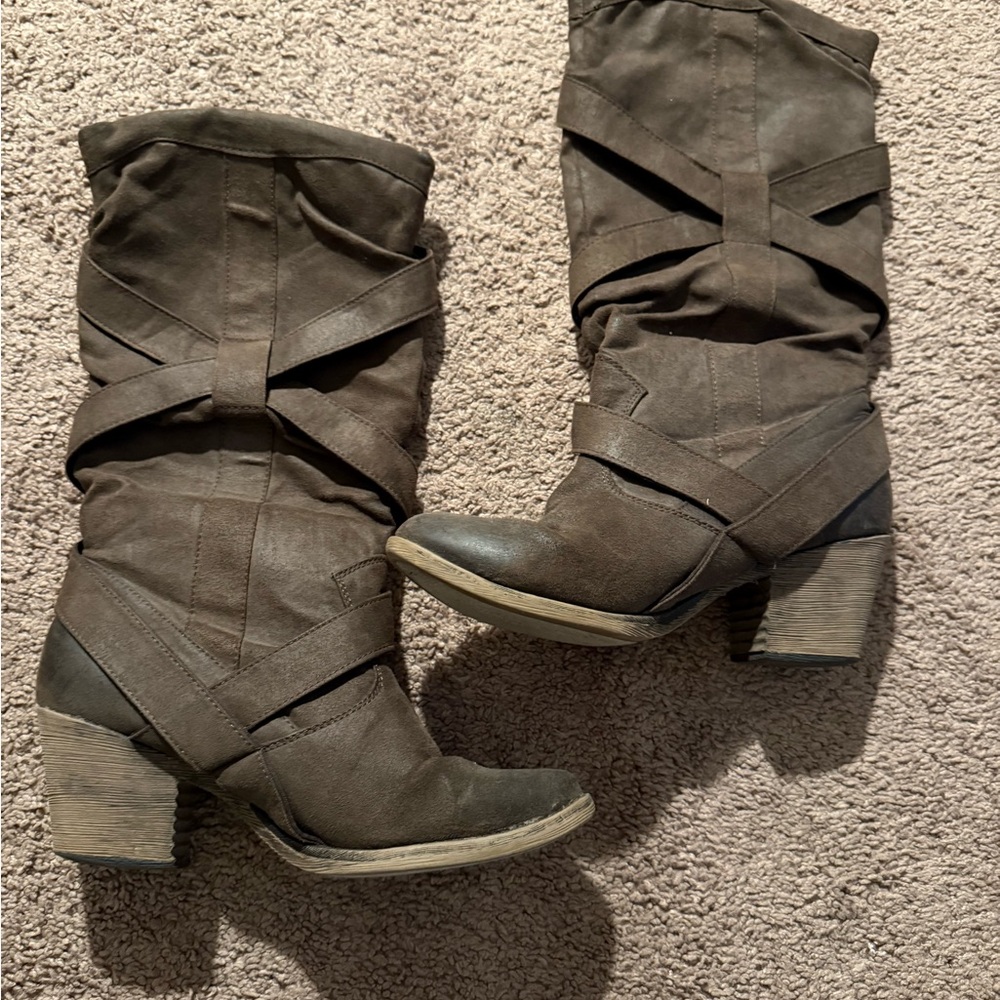 Zara Dark Brown Heeled Boots
